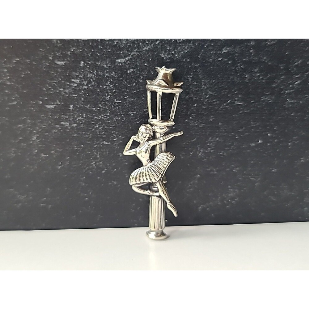 925 Sterling Silver Ballerina With Old Fashioned Street Light Brooch Vintage
